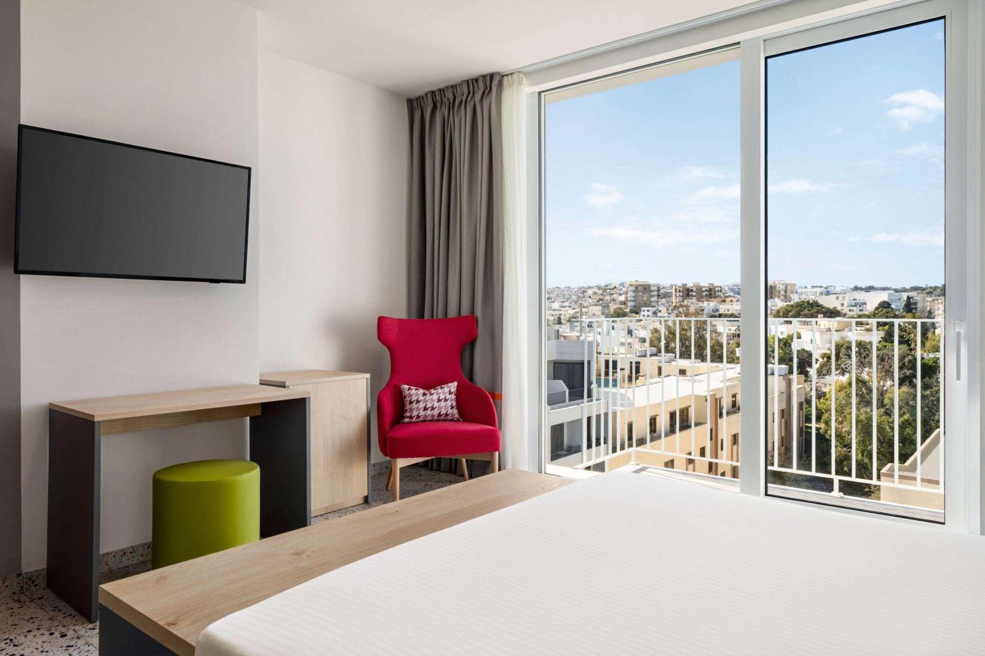Quadro Hotel, Trademark Collection By Wyndham Saint Julian's Luaran gambar