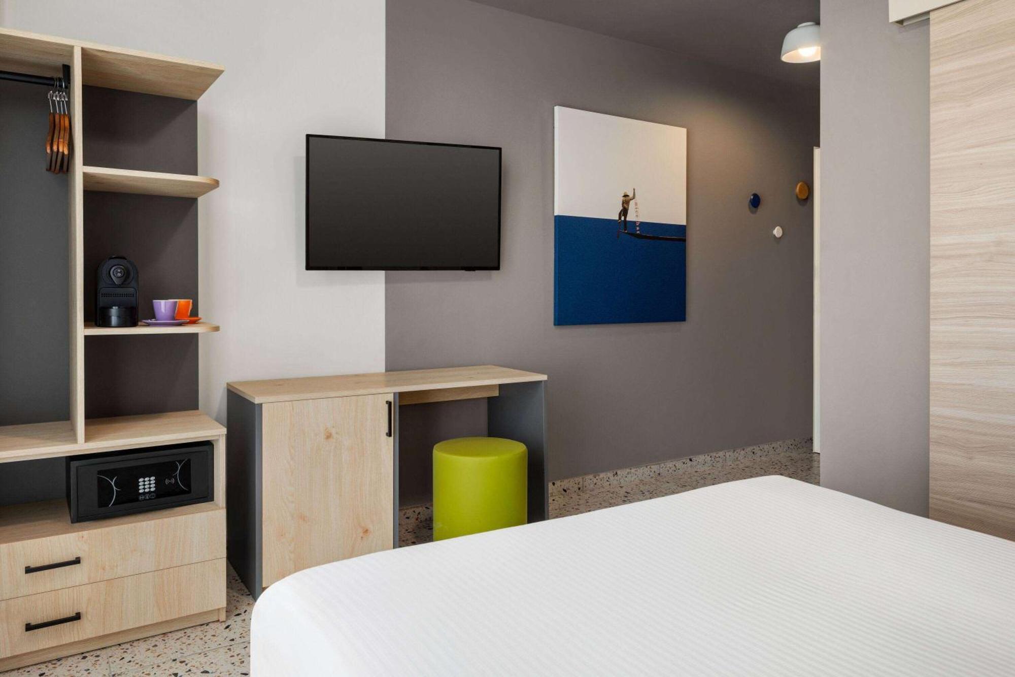 Quadro Hotel, Trademark Collection By Wyndham Saint Julian's Luaran gambar