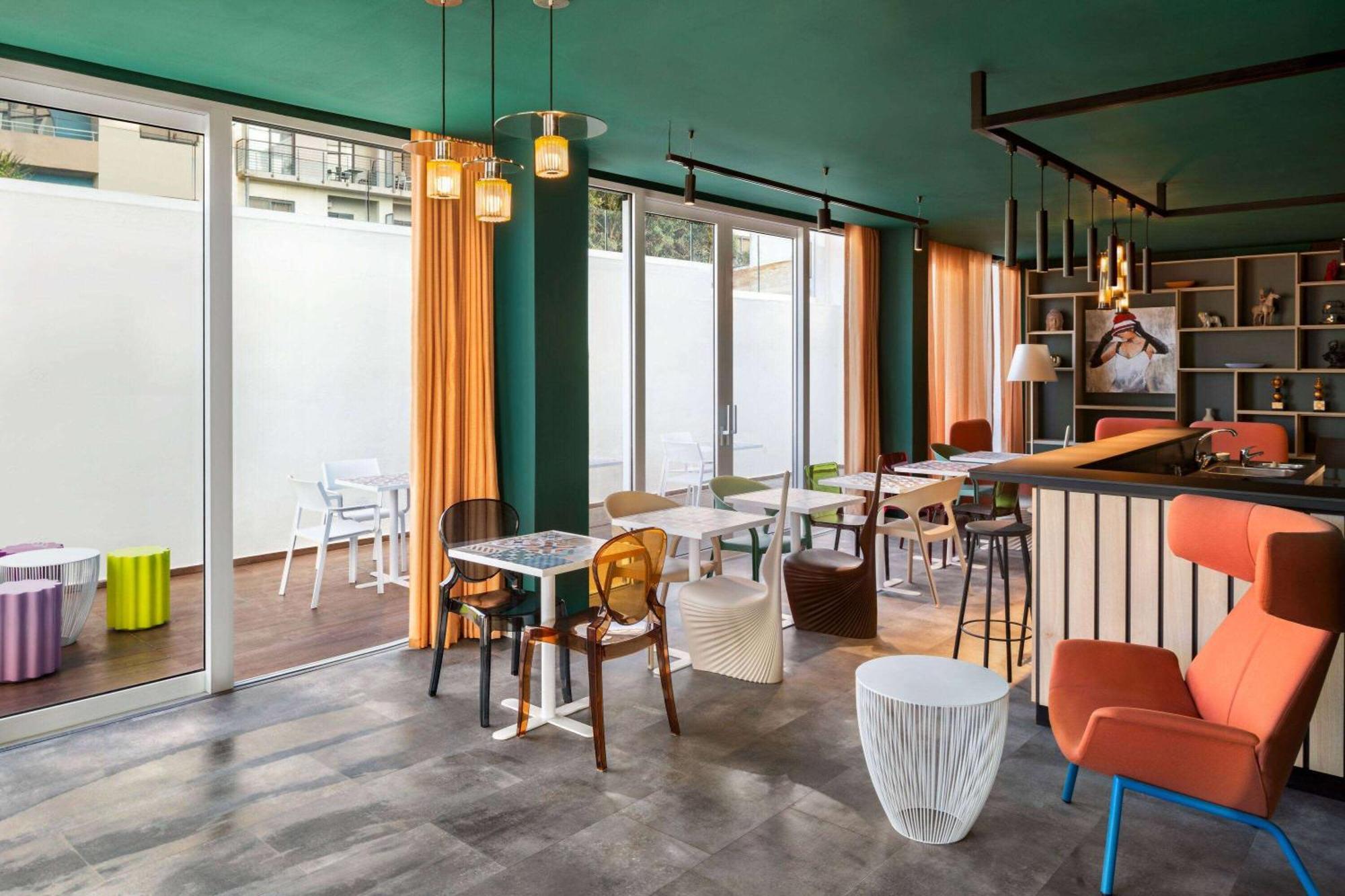 Quadro Hotel, Trademark Collection By Wyndham Saint Julian's Luaran gambar